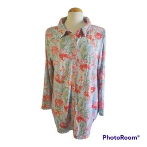 NWT LuLaRoe Large Valentina Button Up Top